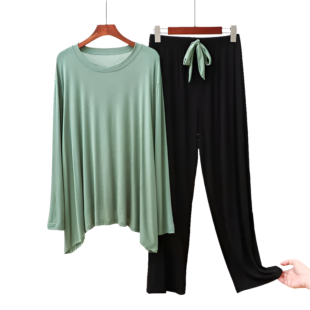 Helnay T-Shirt with Black Pajama