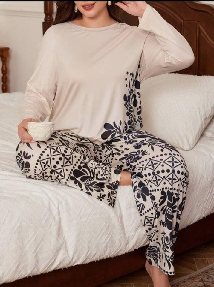 White Leaves Printed Nightwear