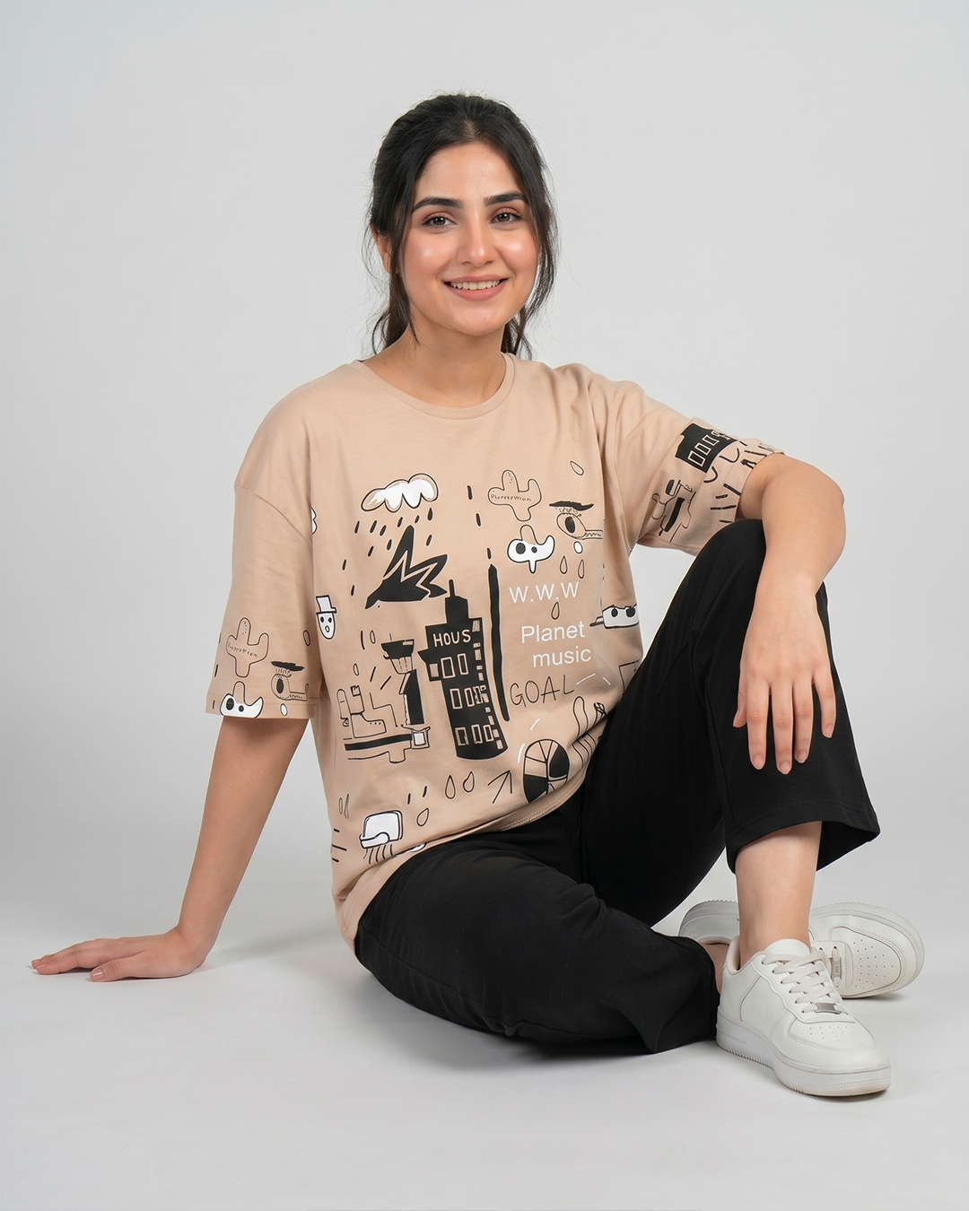 Planet Music With Black Pajama Printed Nightwear