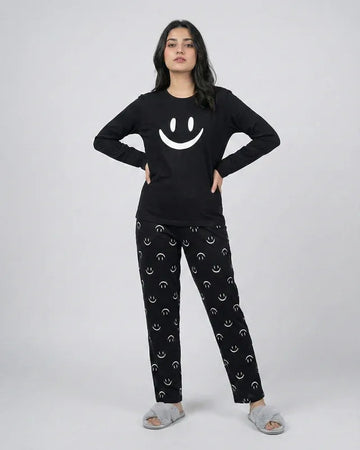 BLACK SMILEY FACE STYLE NIGHTWEAR